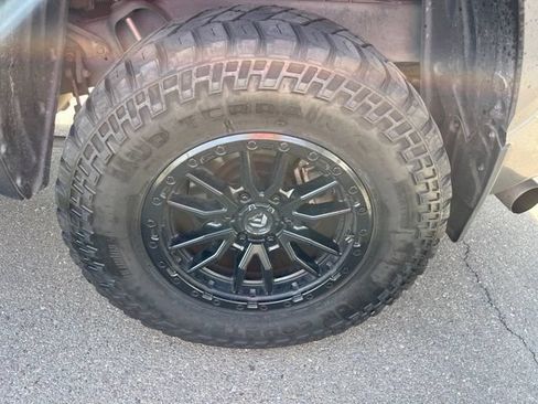Used 2022 Toyota Tundra Limited w/ TRD Off-Road Package AWD/4WD image 8