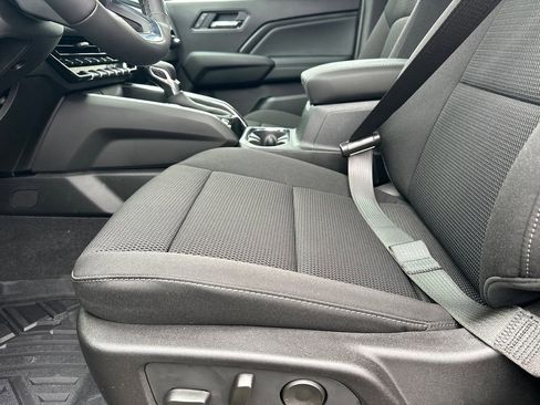 New 2026 GMC Canyon Elevation w/ Convenience Package AWD/4WD image 10