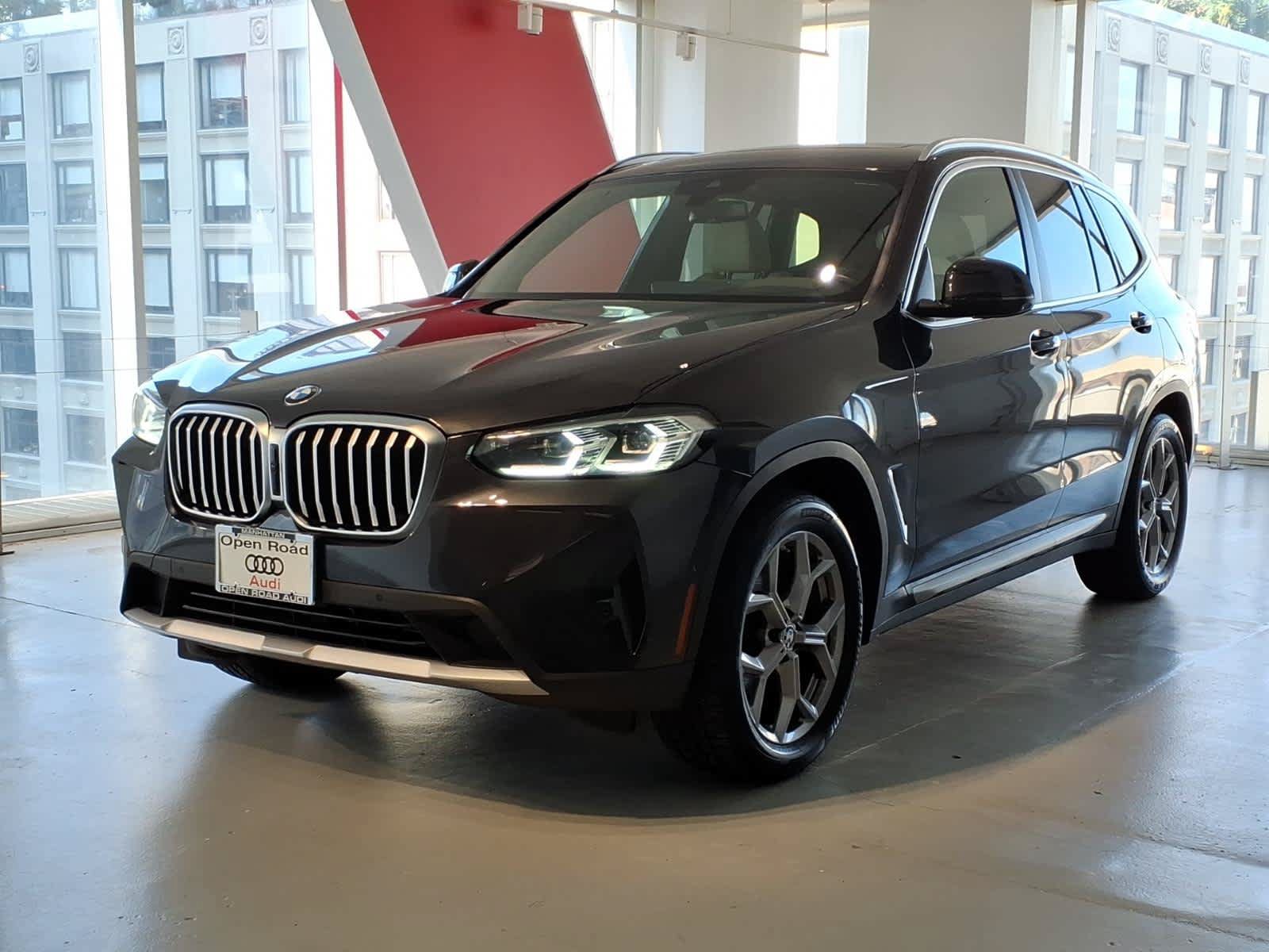 Used 2024 BMW X3 xDrive30i w/ Premium Package AWD/4WD image 1