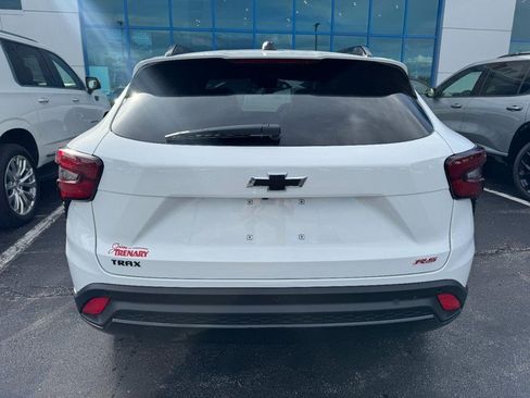 New 2026 Chevrolet Trax RS w/ Sunroof Package FWD image 27