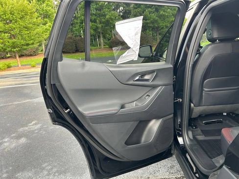 Used 2026 Chevrolet Equinox RS w/ LPO, Floor Liner Package FWD image 56