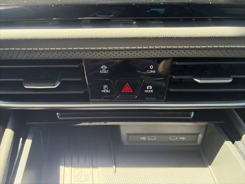 New 2026 Volkswagen Atlas SE AWD/4WD image 25