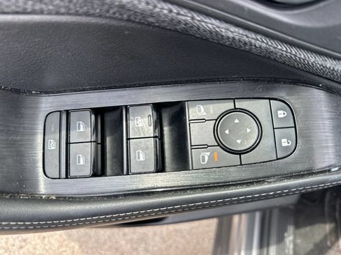 Used 2023 Nissan Rogue SV AWD/4WD image 13