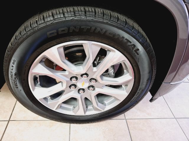 Used 2020 Chevrolet Traverse Premier w/ LPO, Floor Liner Package AWD/4WD image 24