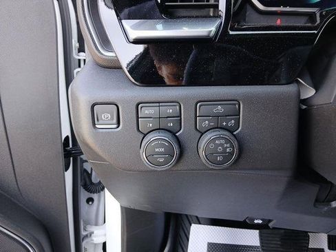 New 2026 Chevrolet Silverado 1500 LT Trail Boss w/ Convenience Package II image 11