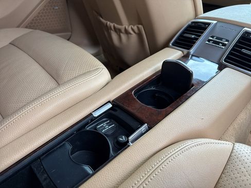 Used 2012 Porsche Panamera S image 37