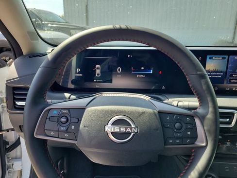New 2026 Nissan Sentra SR w/ SR Premium Package FWD image 13