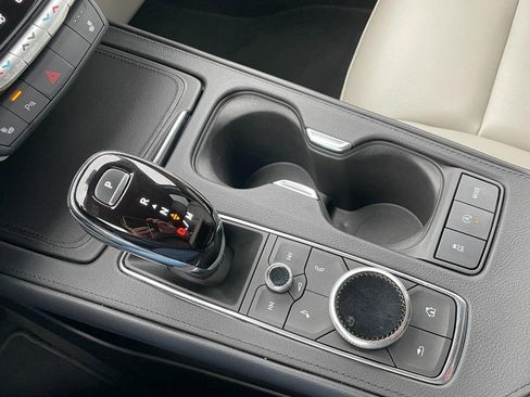 Used 2023 Cadillac XT4 Luxury image 39