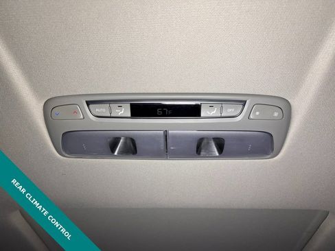 Used 2022 Kia Telluride S image 12