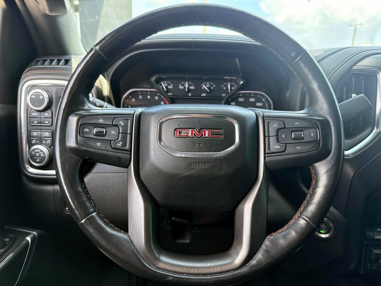 Used 2019 GMC Sierra 1500 AT4 w/ AT4 Premium Package AWD/4WD image 29
