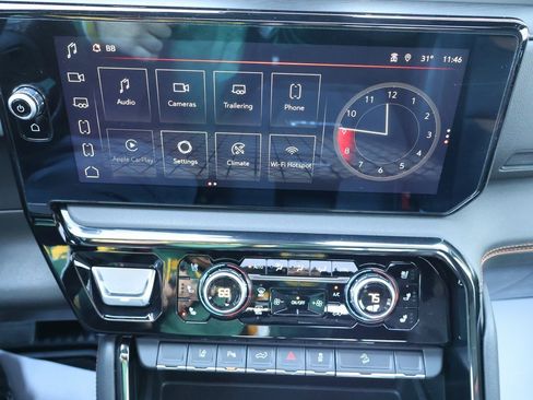 Used 2024 GMC Sierra 3500 AT4 w/ AT4 Preferred Package image 24