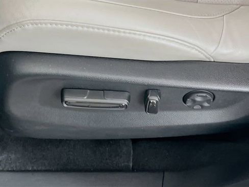 Used 2019 Honda CR-V EX-L image 16