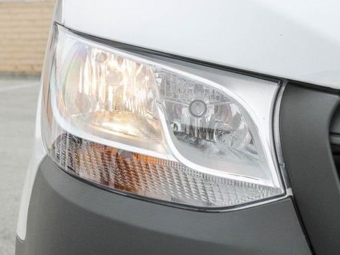 New 2025 Mercedes-Benz Sprinter 2500 image 4