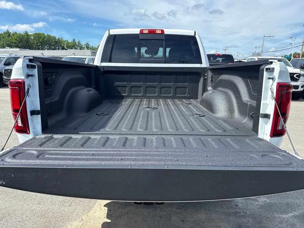 New 2026 RAM 2500 Big Horn AWD/4WD image 22