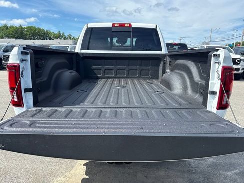 New 2026 RAM 2500 Big Horn AWD/4WD image 22