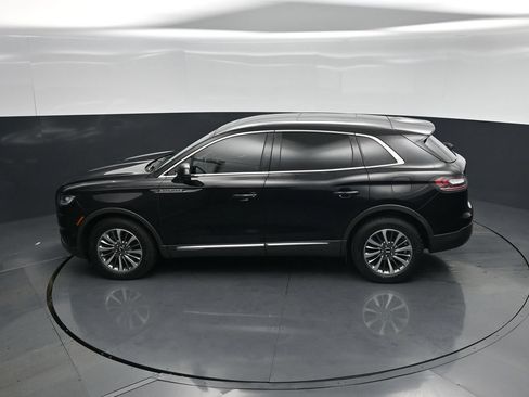 Used 2021 Lincoln Nautilus Reserve w/ Cargo Utility Package FWD image 38