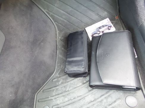 Used 2004 Mercedes-Benz E 500 4MATIC Sedan image 45