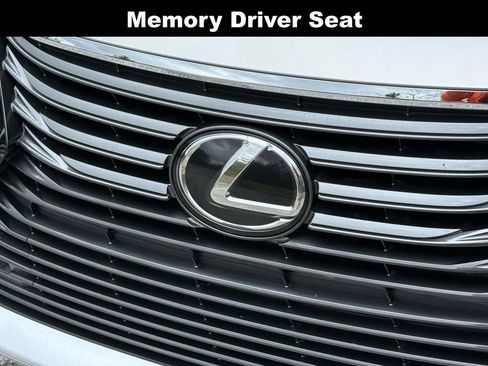 Used 2017 Lexus ES 350 w/ Luxury Package image 6