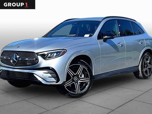 Certified 2026 Mercedes-Benz GLC 300 4MATIC image 1