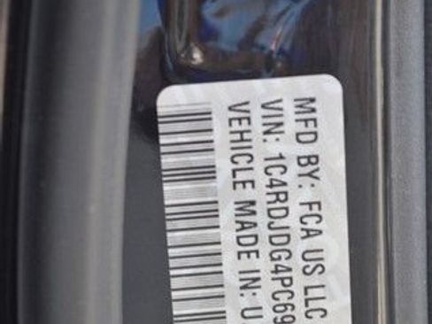 Used 2023 Dodge Durango GT w/ Blacktop Package AWD/4WD image 14