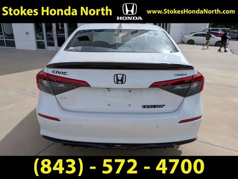Certified 2024 Honda Civic Touring image 9