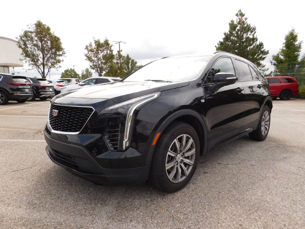 Used 2023 Cadillac XT4 Sport AWD/4WD image 3