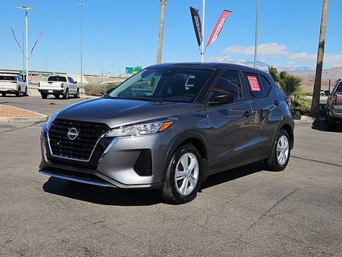 Certified 2025 Nissan Kicks Play S image 2