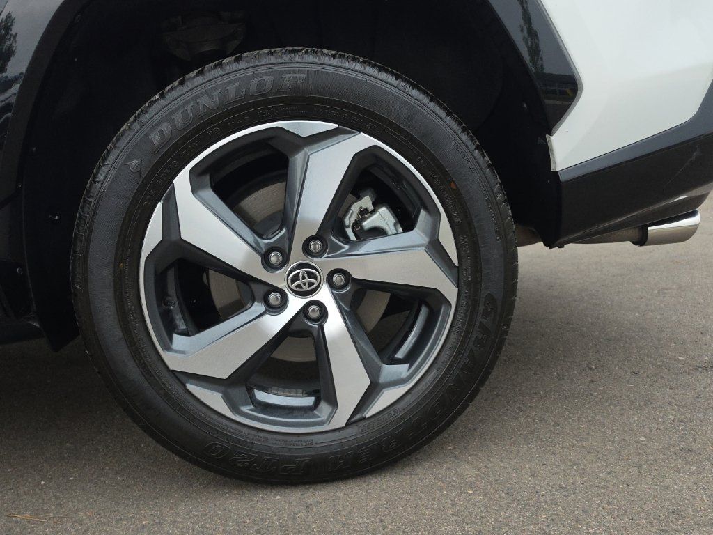 Used 2025 Toyota RAV4 SE AWD/4WD image 34