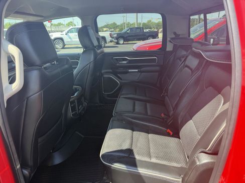 Used 2022 RAM 1500 Laramie AWD/4WD image 16