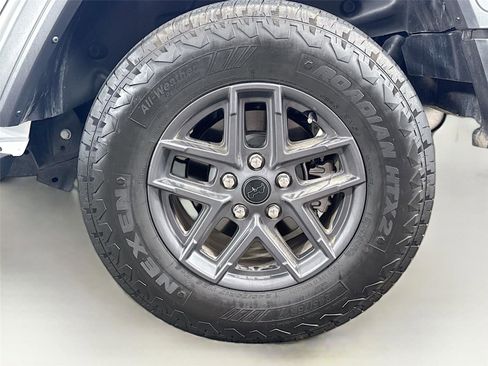Used 2024 Jeep Wrangler Sport S image 26