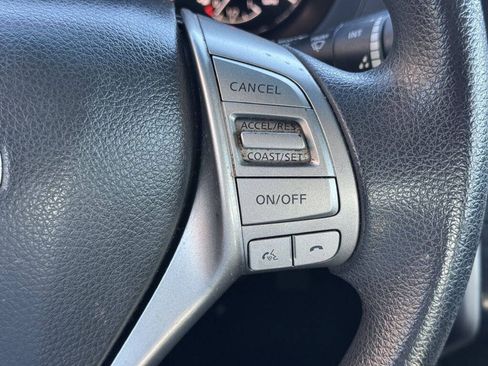 Used 2015 Nissan Altima 2.5 S w/ Power Driver Seat Package FWD image 12