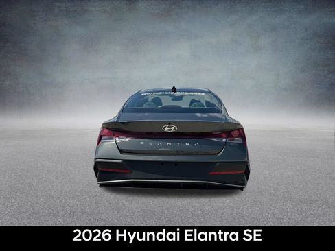 Used 2026 Hyundai Elantra SE FWD image 3