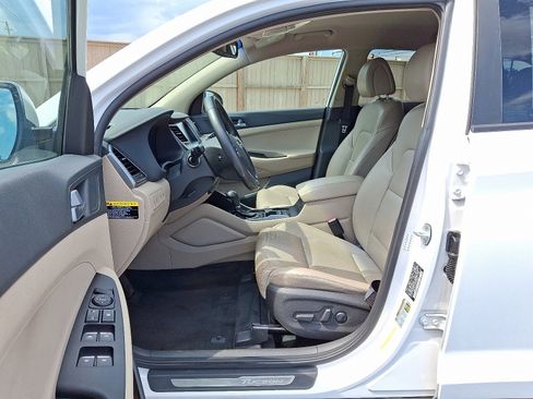 Used 2017 Hyundai Tucson Limited w/ Cargo Package AWD/4WD image 15