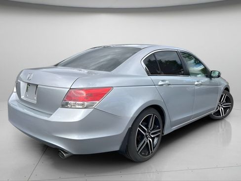 Used 2010 Honda Accord EX image 5