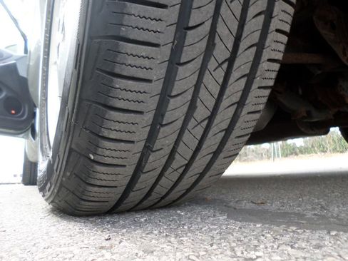 Used 2004 Toyota Highlander Limited image 31