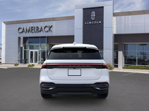 New 2026 Lincoln Nautilus Premier AWD/4WD image 5