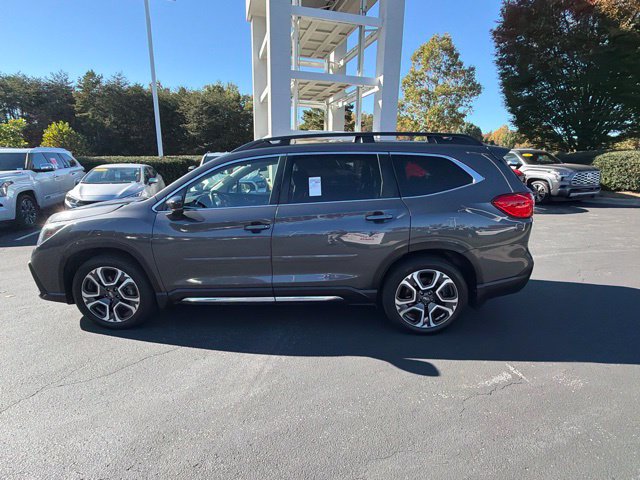 Used 2024 Subaru Ascent Limited w/ Technology Package AWD/4WD image 11