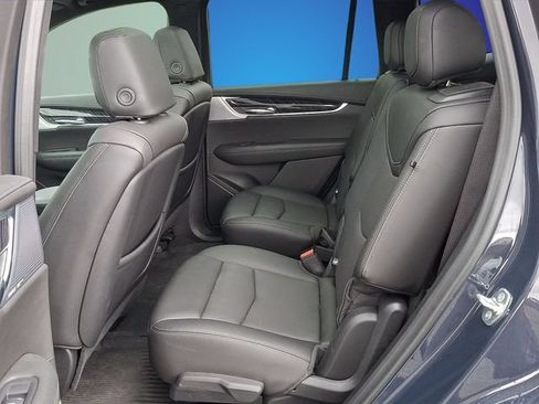 Certified 2024 Cadillac XT6 Premium Luxury w/ LPO, Floor Liner Package FWD image 7