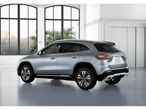 New 2026 Mercedes-Benz GLA 250 image 29