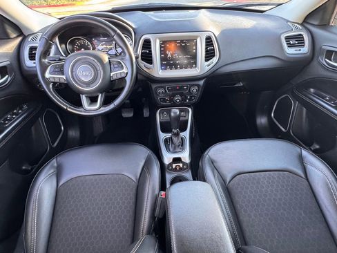 Used 2019 Jeep Compass Latitude w/ Popular Equipment Group image 20