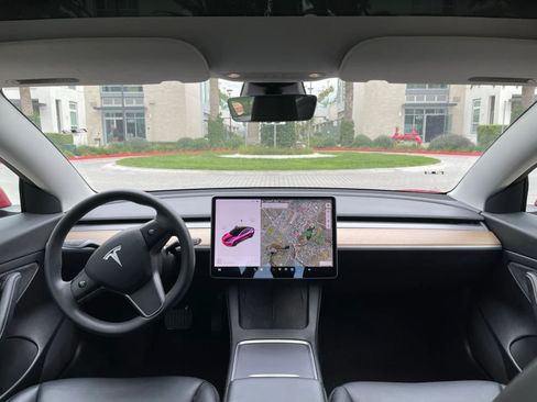 Used 2023 Tesla Model 3 Standard Range RWD image 16