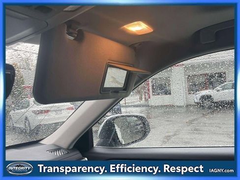 Certified 2022 Toyota Highlander XLE image 33