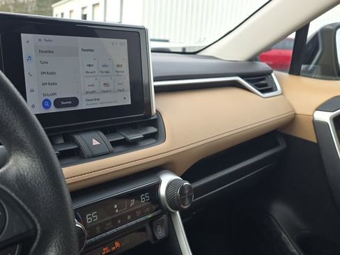 Used 2023 Toyota RAV4 XLE image 25