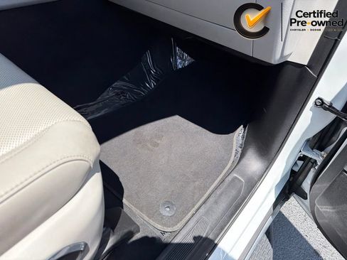 Certified 2022 Jeep Wagoneer Series II w/ Premium Group I RWD image 46
