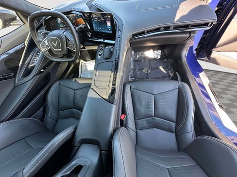 Certified 2025 Chevrolet Corvette Stingray Premium Conv w/ Z51 Performance Package image 13