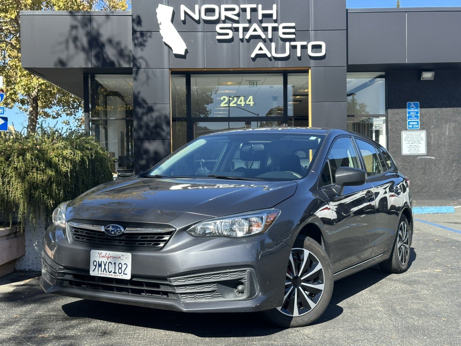 Used 2020 Subaru Impreza 2.0i AWD/4WD image 2