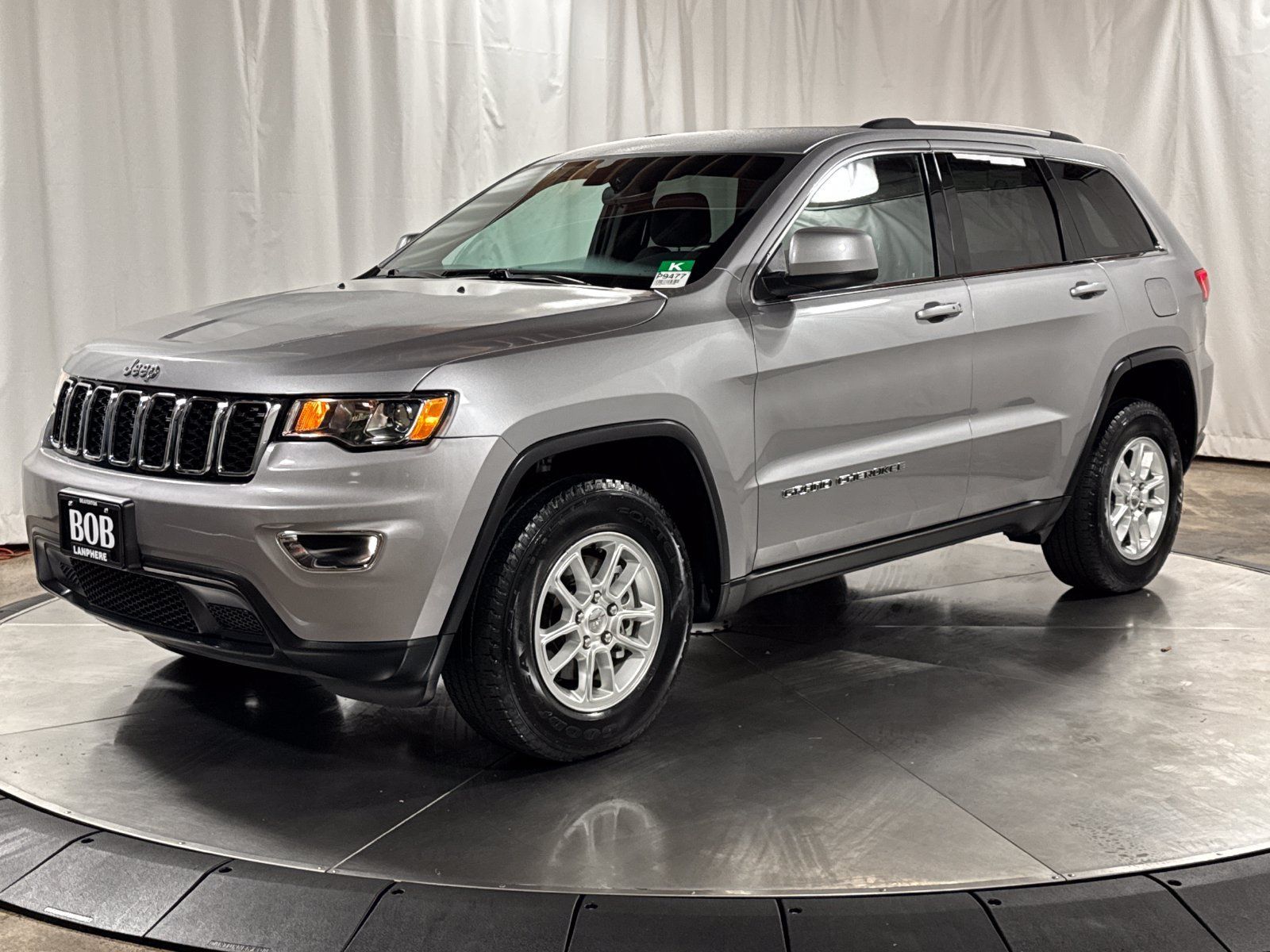 Used 2020 Jeep Grand Cherokee Laredo AWD/4WD image 1