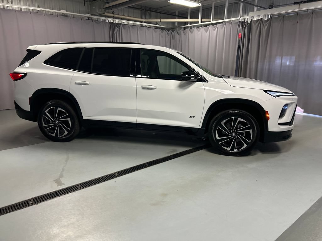 New 2027 Buick Enclave Sport Touring w/ Power Package AWD/4WD image 8