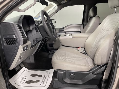 Used 2018 Ford F150 XLT AWD/4WD image 10