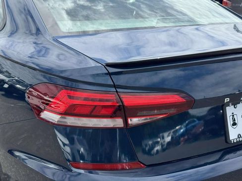 Used 2021 Volkswagen Passat 2.0T R-Line FWD image 12